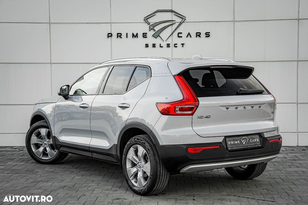 Volvo XC 40 T3 Geartronic Momentum - 5