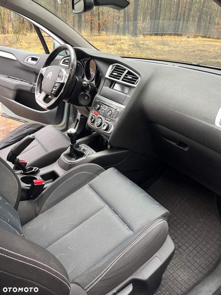 Citroën C4 1.6 VTi Attraction - 17
