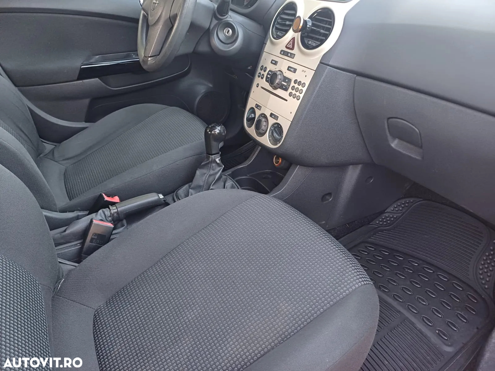 Opel Corsa 1.2 16V - 7