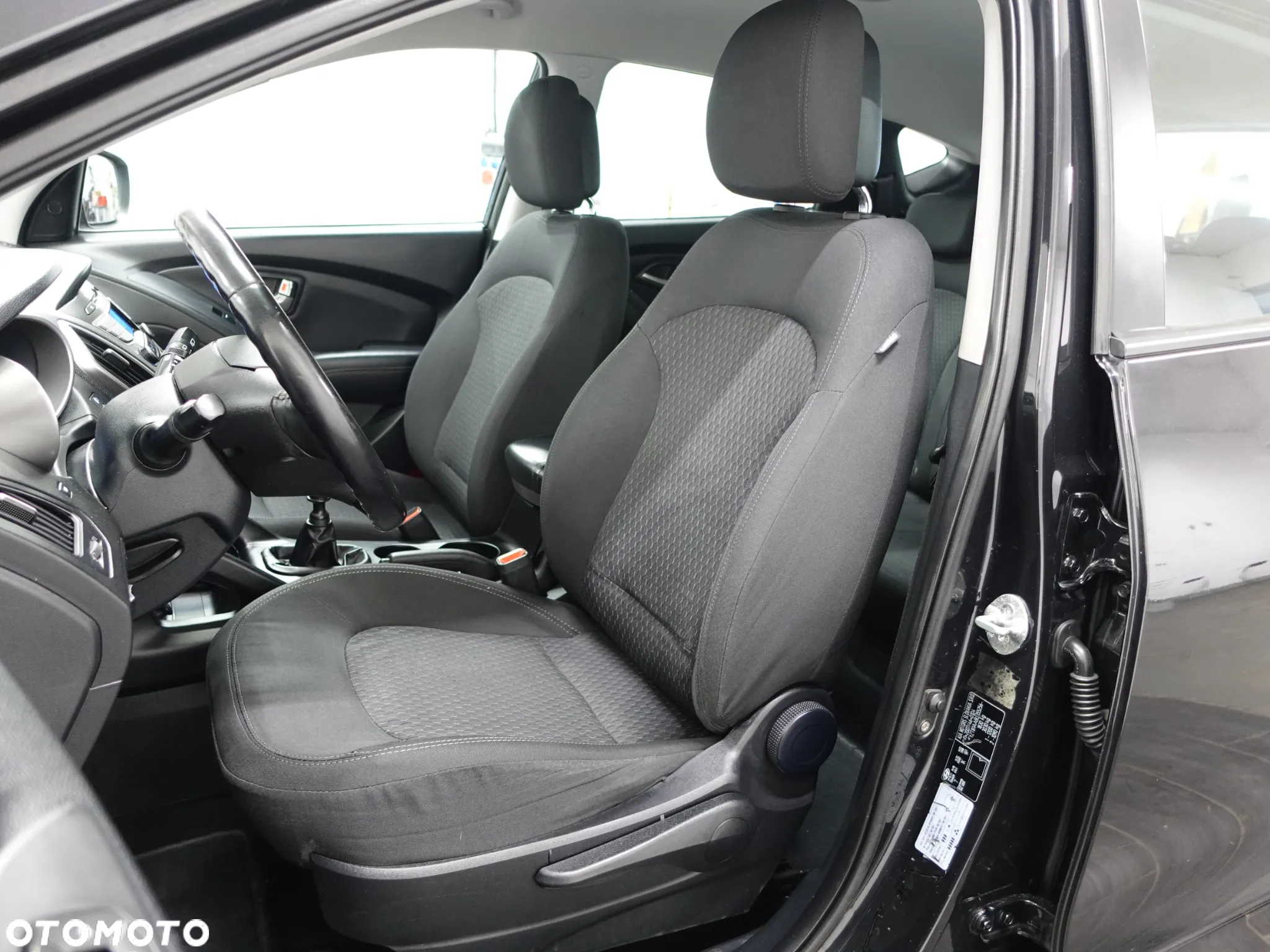 Hyundai ix35 1.6 2WD blue Comfort - 24