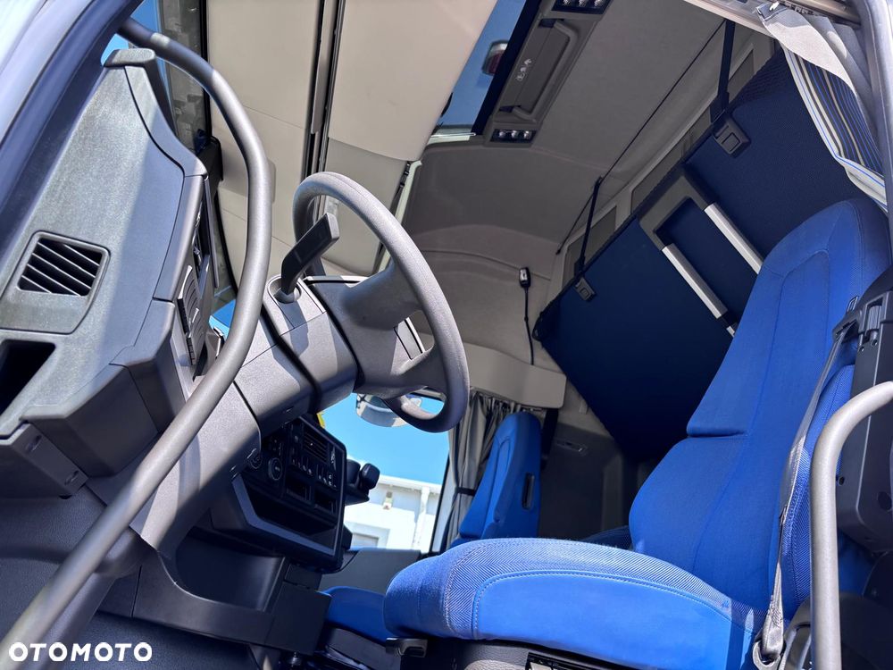 Volvo FH500 4X2 - 11