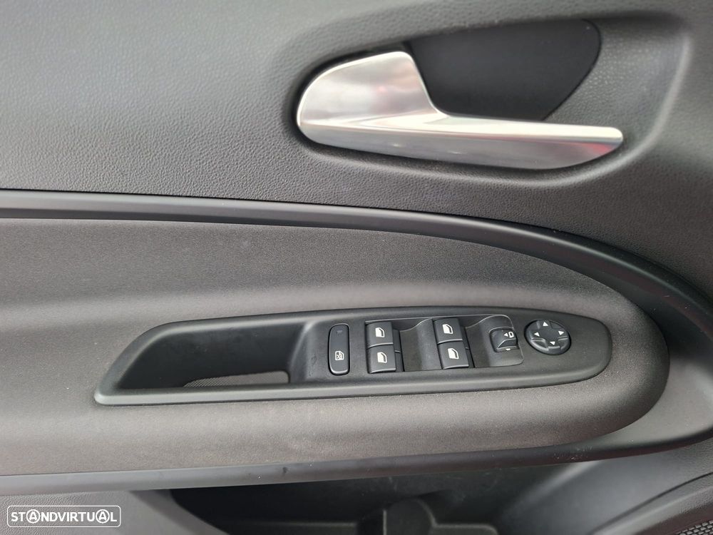 Alfa Romeo Junior 54 kWh Sport Speciale - 13