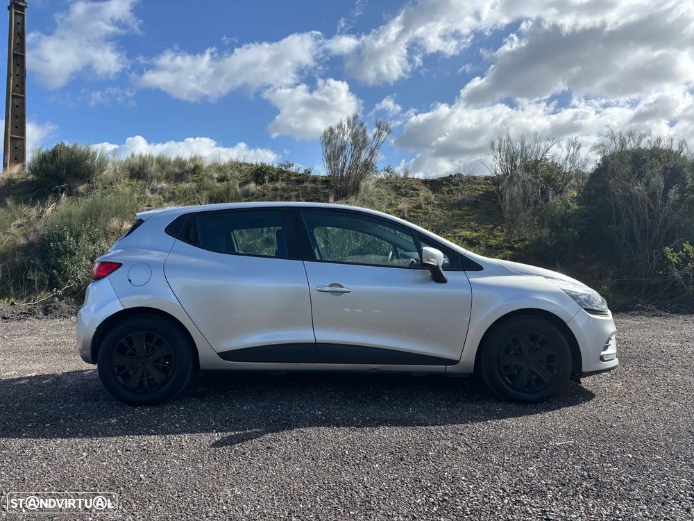 Renault Clio 1.5 dCi Zen - 31