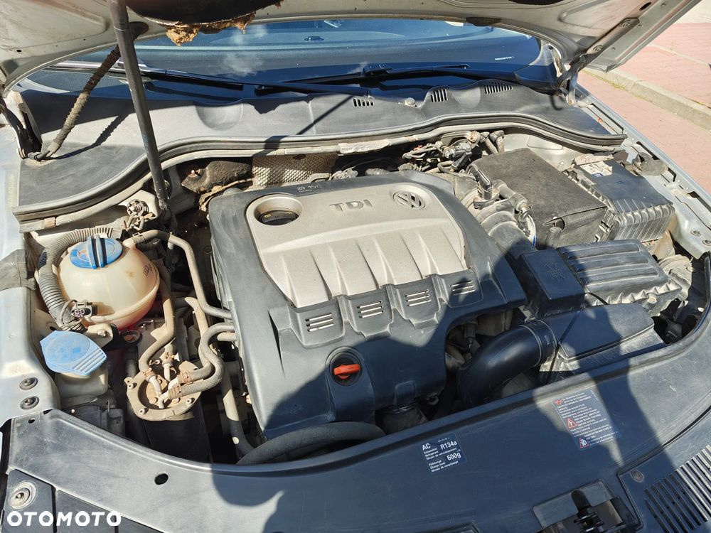 Volkswagen Passat 2.0 TDI DPF DSG Individual - 3