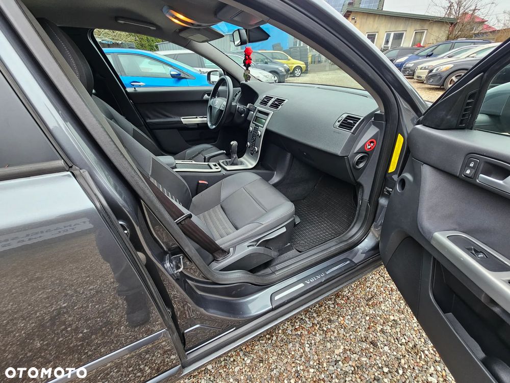 Volvo V50 2.0D Momentum - 7