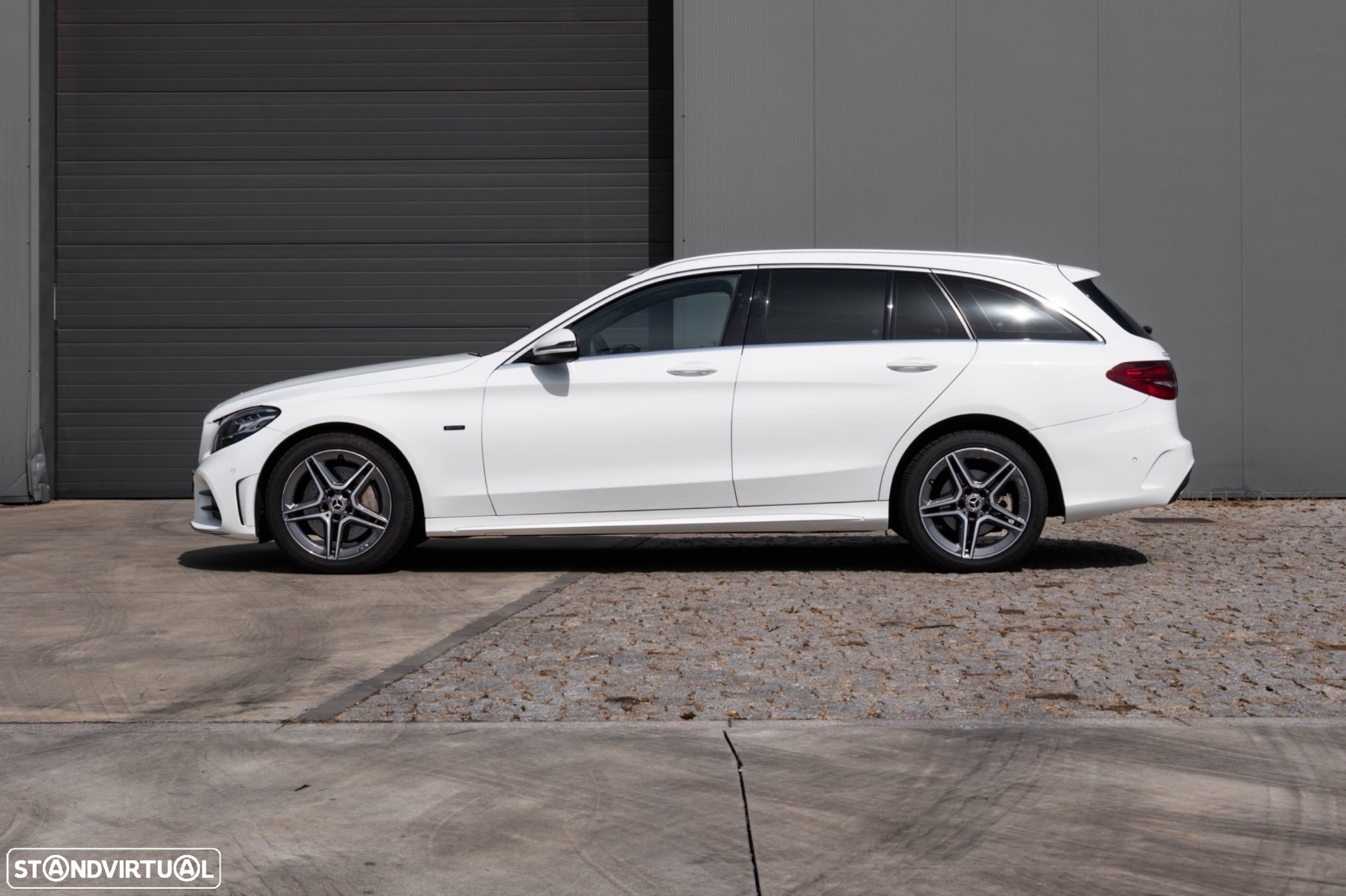 Mercedes-Benz C 300 BlueTEC Hybrid AMG Line - 3
