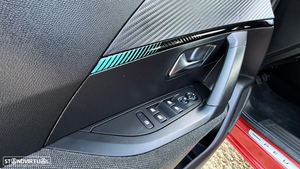 Peugeot 2008 PureTech 100 Style - 37