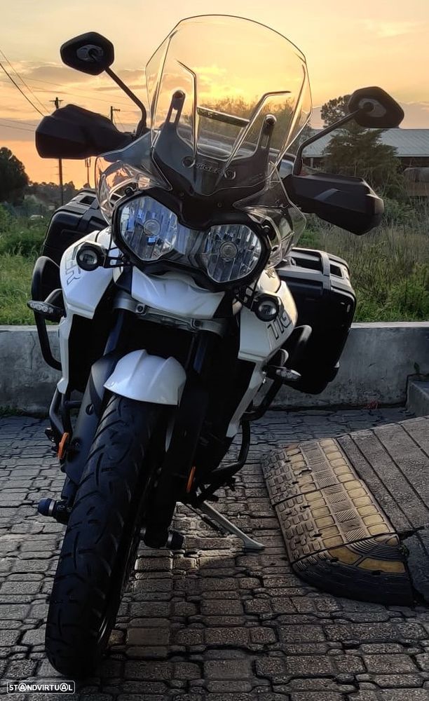 Triumph Tiger 800 XRX - 6