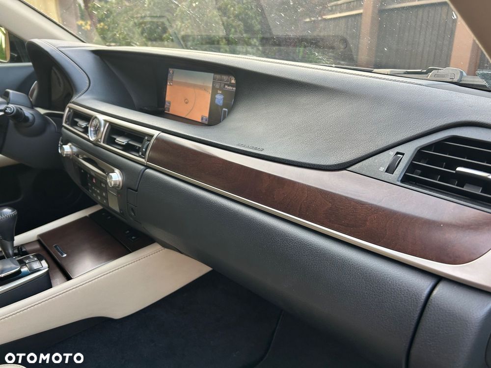 Lexus GS 450h Prestige - 19