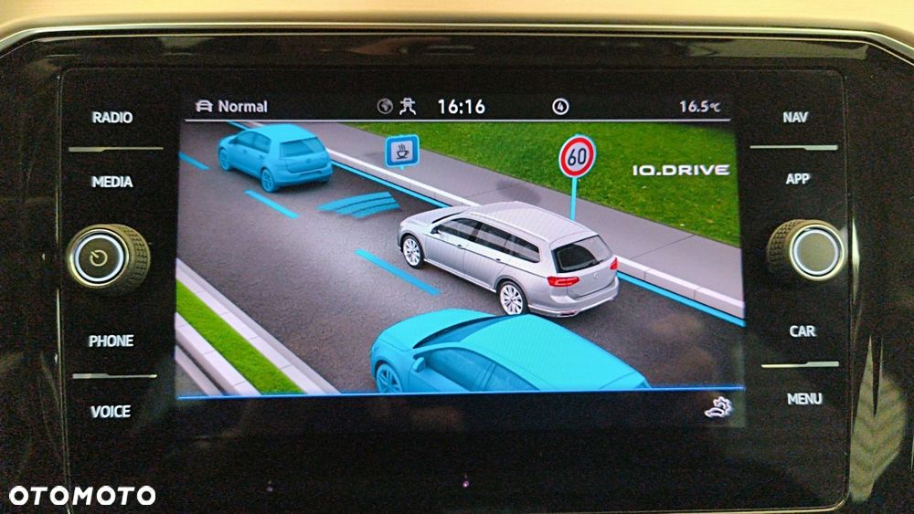 Volkswagen Passat 2.0 TSI Elegance DSG - 27
