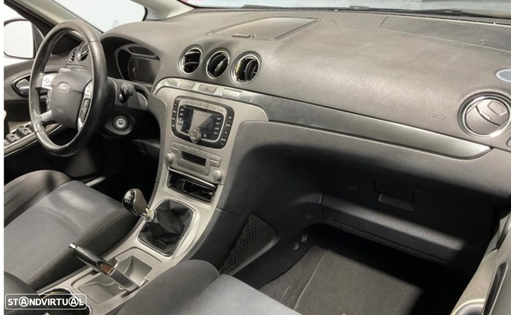 Ford S-Max 2.0 TDCi Titanium 7L - 5
