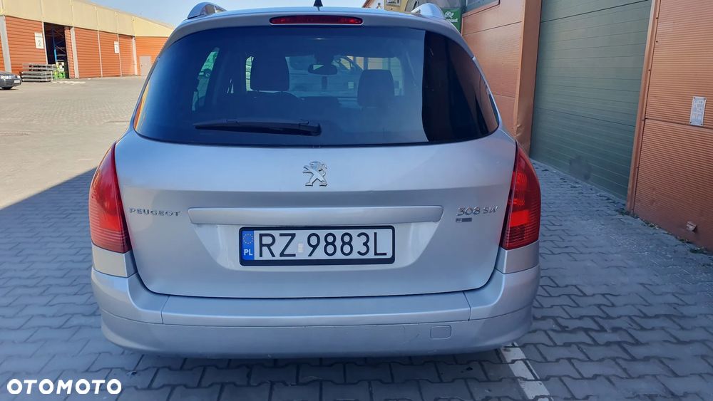 Peugeot 308 1.6 HDi Premium Plus - 9