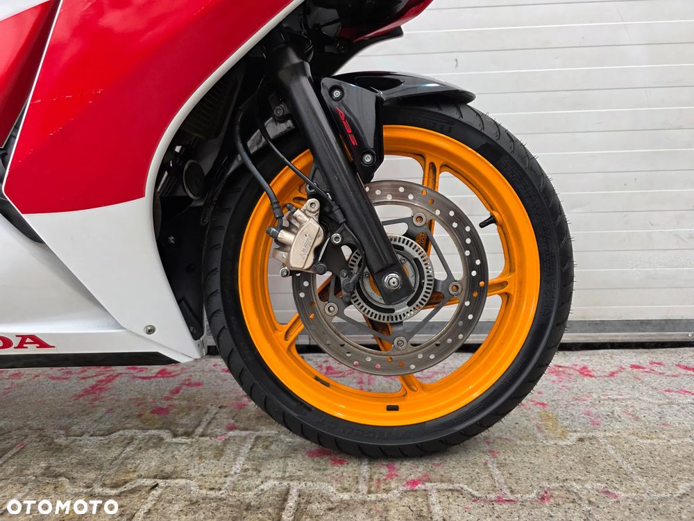 Honda CBR - 21