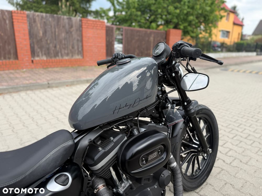 Harley-Davidson Sportster Iron 883 - 12