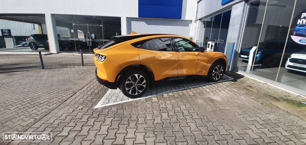 Ford Mustang Mach-E AWD PREMIUM - 14