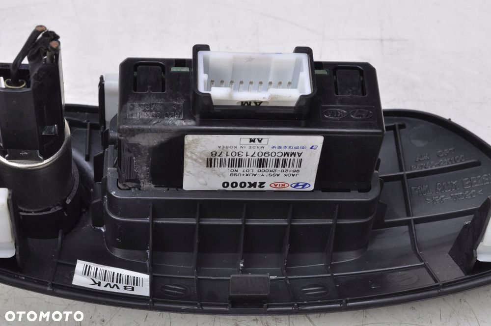 KIA SOUL WEJŚCIE USB 96120-2K000 - 4