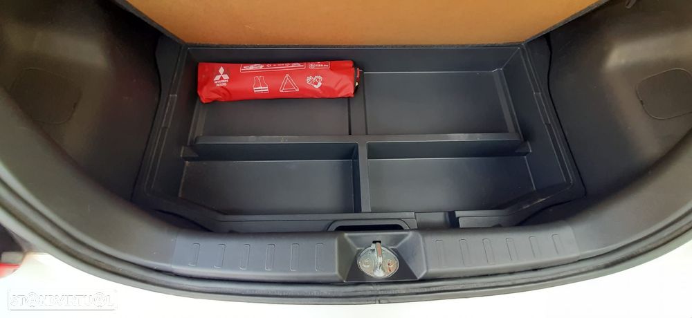 Mitsubishi Space Star 1.2 Intense Connect Edition - 35