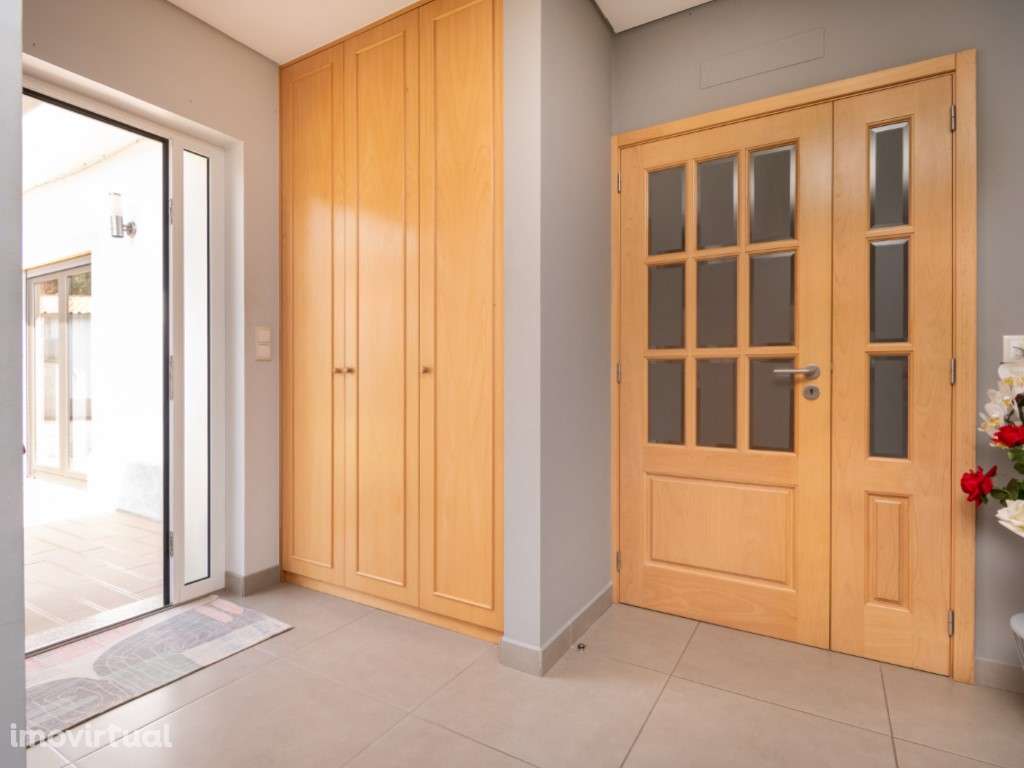 Encantadora Moradia Térrea V3 - Grande imagem: 2/40