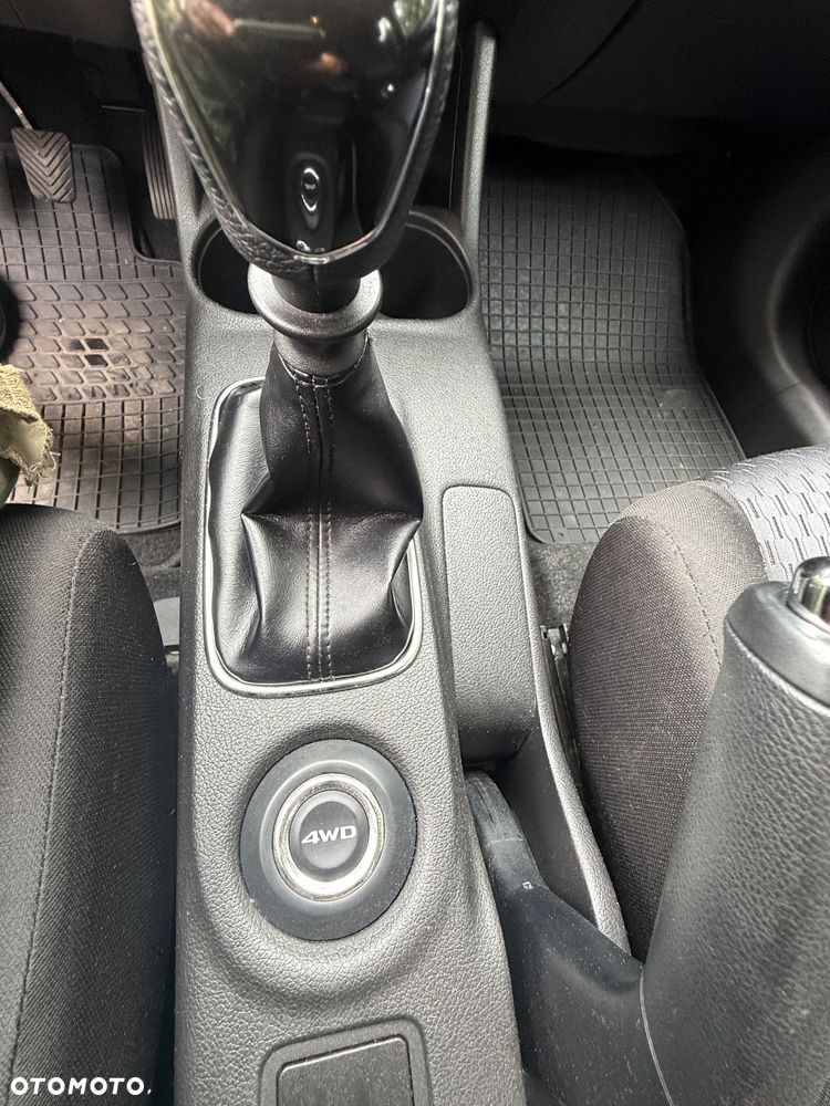 Mitsubishi Outlander 2.2 DID Intense - 22