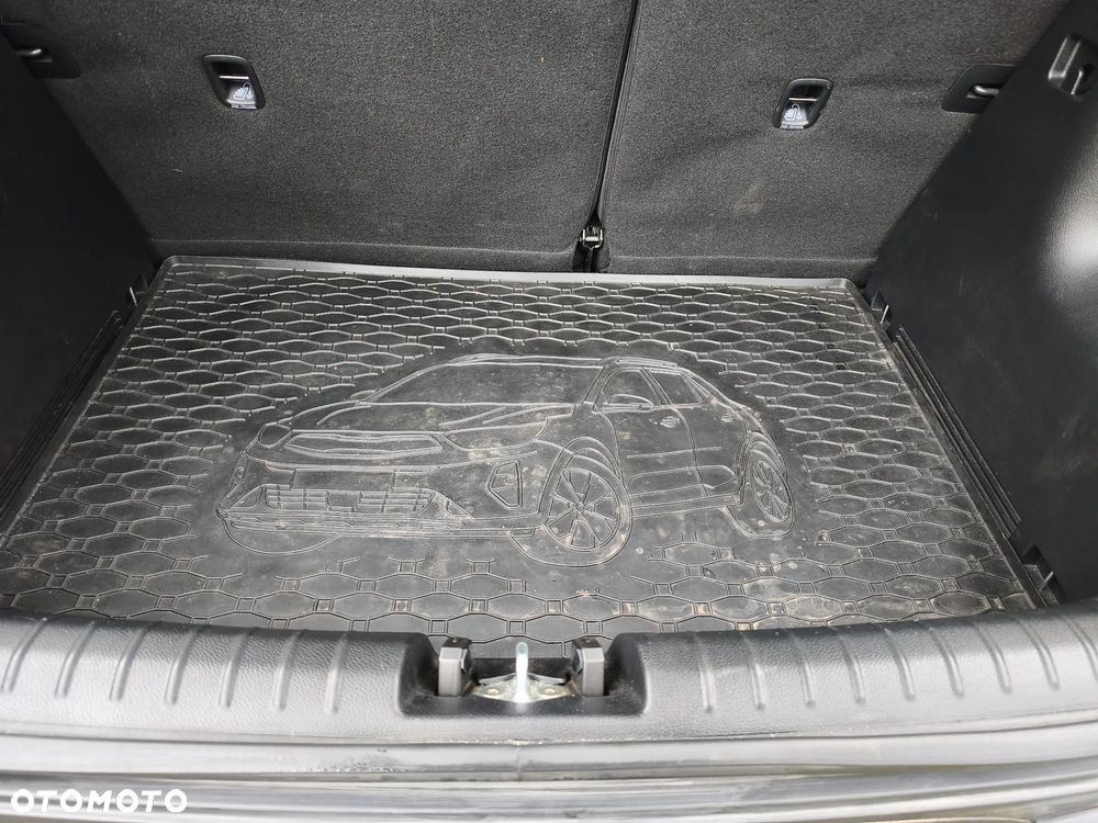 Kia Stonic 1.4 M - 11