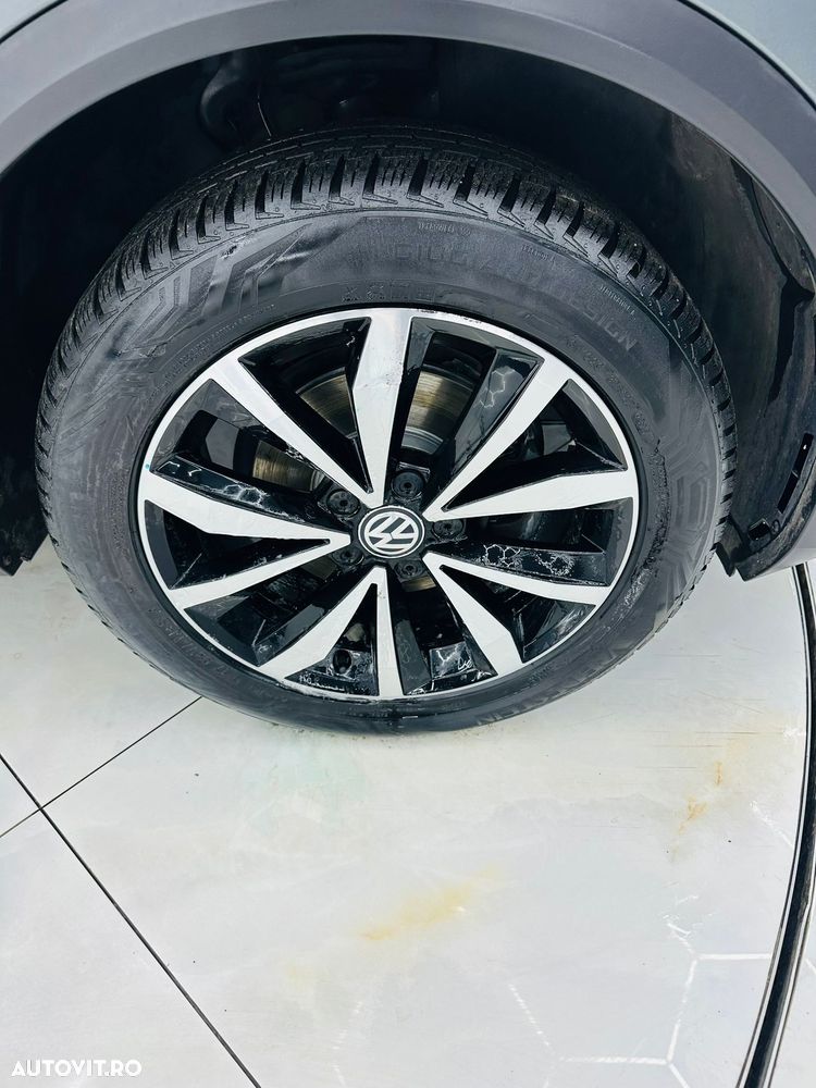 Volkswagen T-Roc 1.6 TDI SCR UNITED - 9