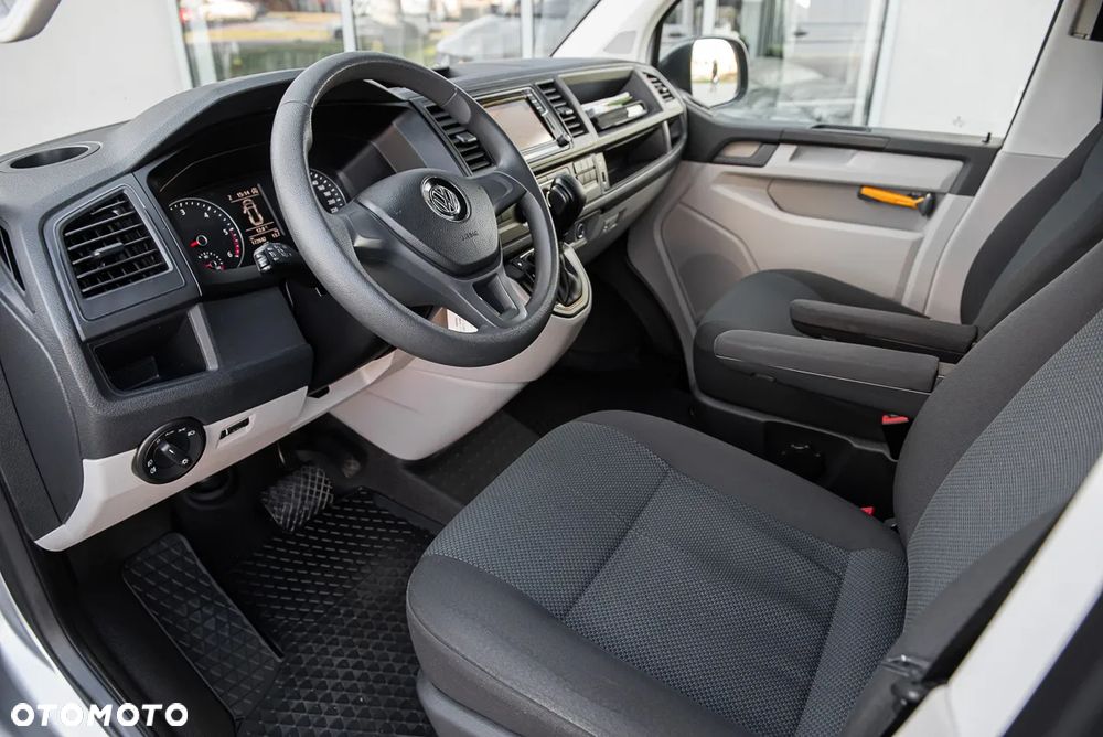Volkswagen Transporter - 14
