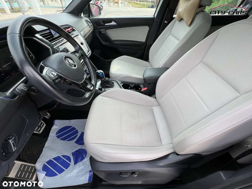 Volkswagen Tiguan - 16
