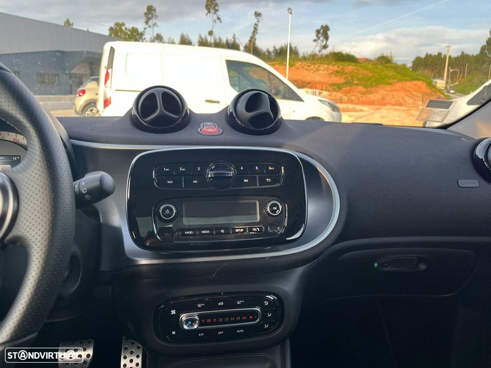 Smart ForFour Electric Drive Passion - 21