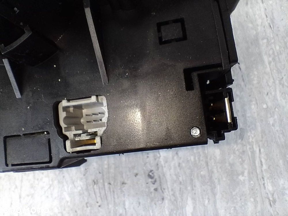 PRZEŁĄCZNIK ZESPOLONY CITROEN C3 96488203XT   COM2002 1.1 B - 3