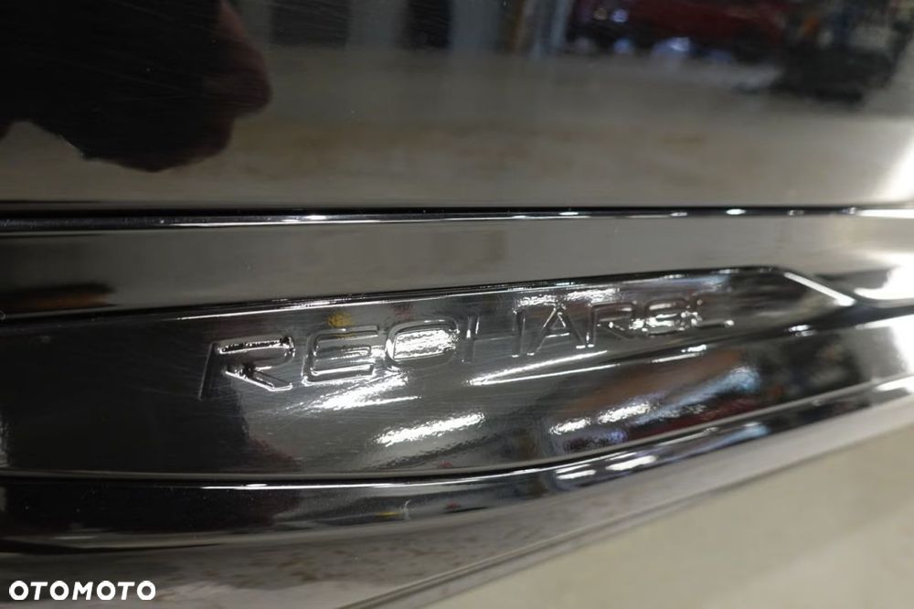 Volvo XC 60 T6 Plug-In Hybrid AWD R-Design - 36