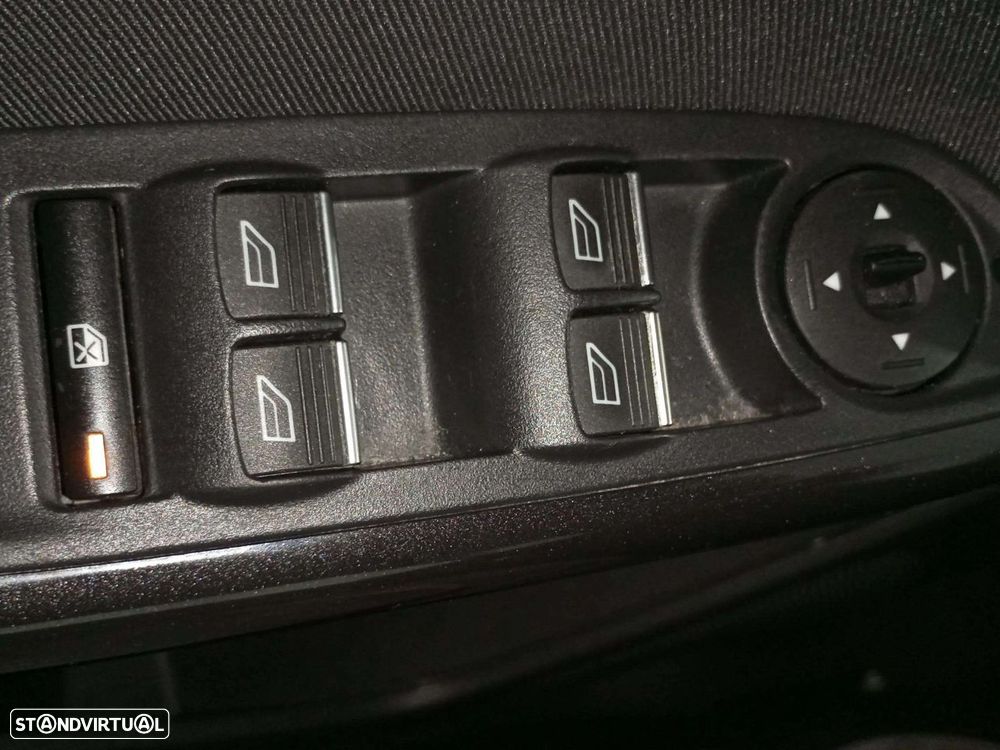 Ford Focus SW 1.5 TDCi EcoBlue Titanium Aut. - 17