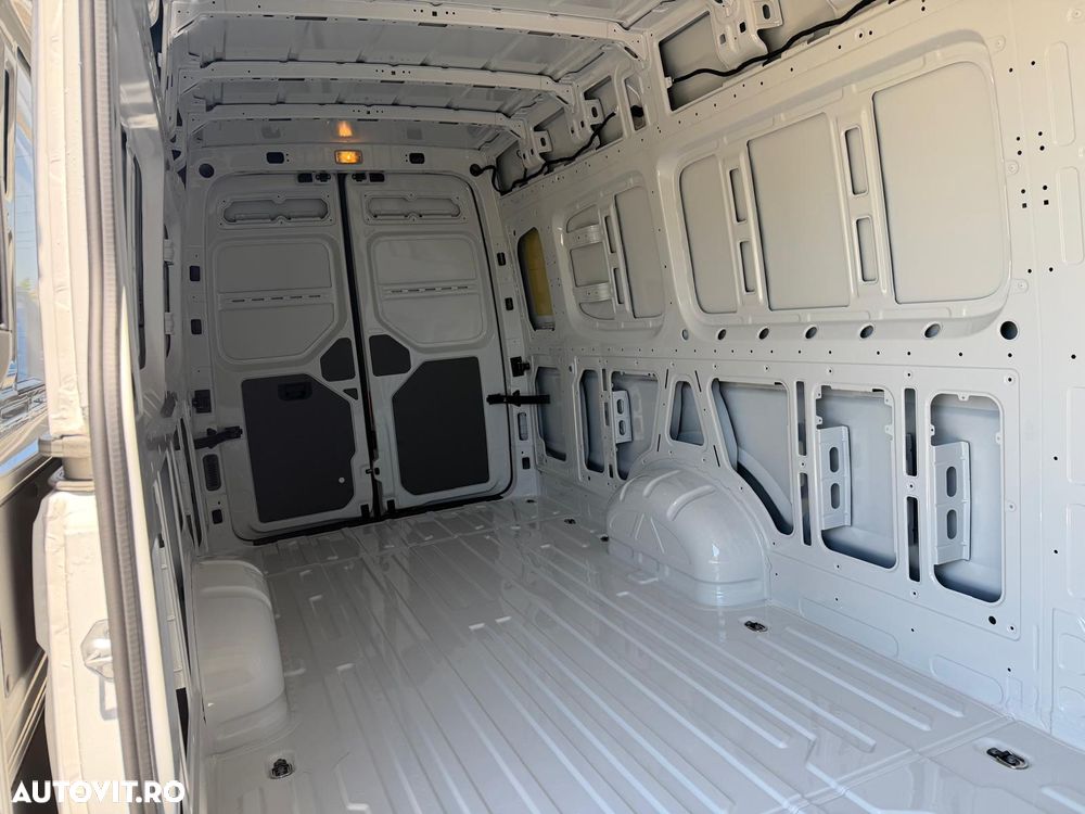 Volkswagen Crafter - 6