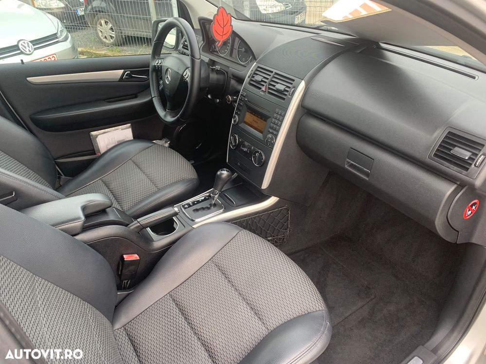 Mercedes-Benz A 180 - 10