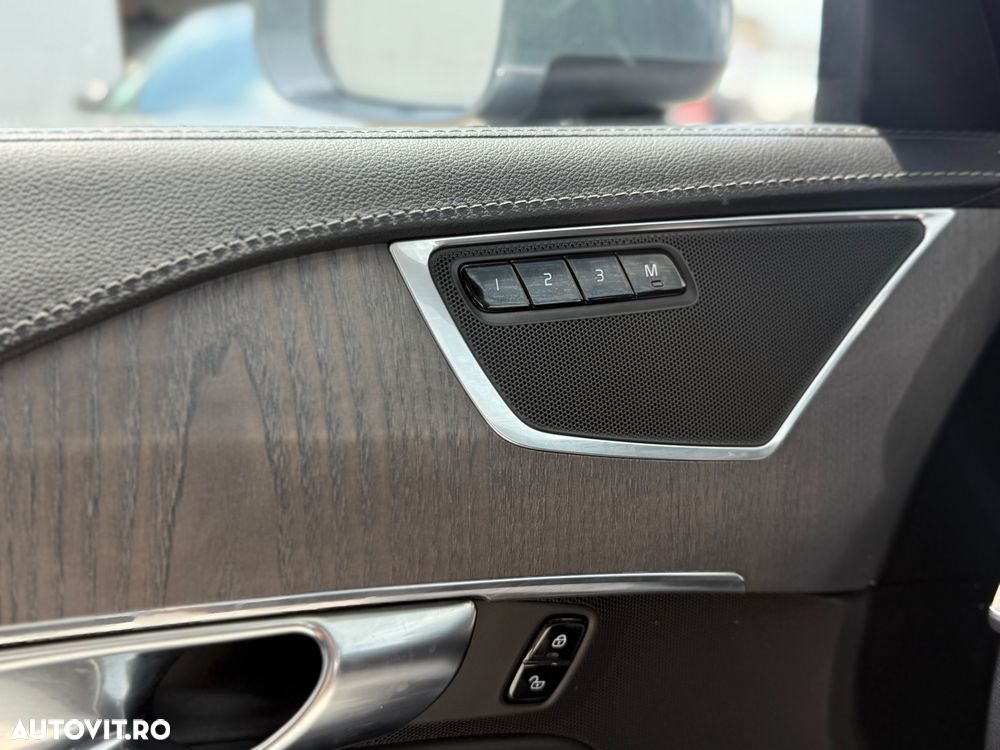 Volvo XC 90 - 10