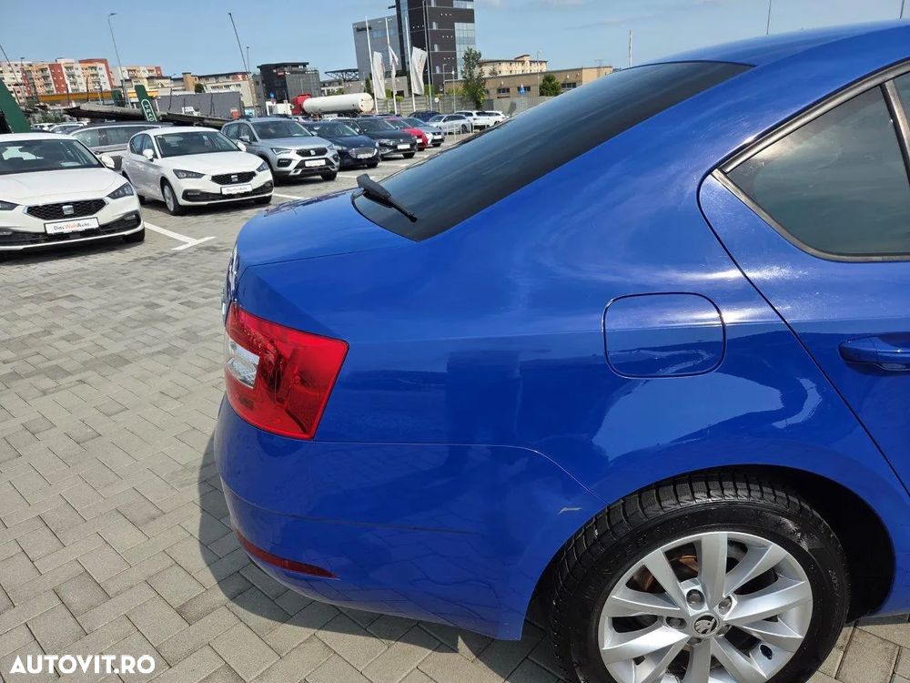 Skoda Octavia 1.6 TDI Style - 38