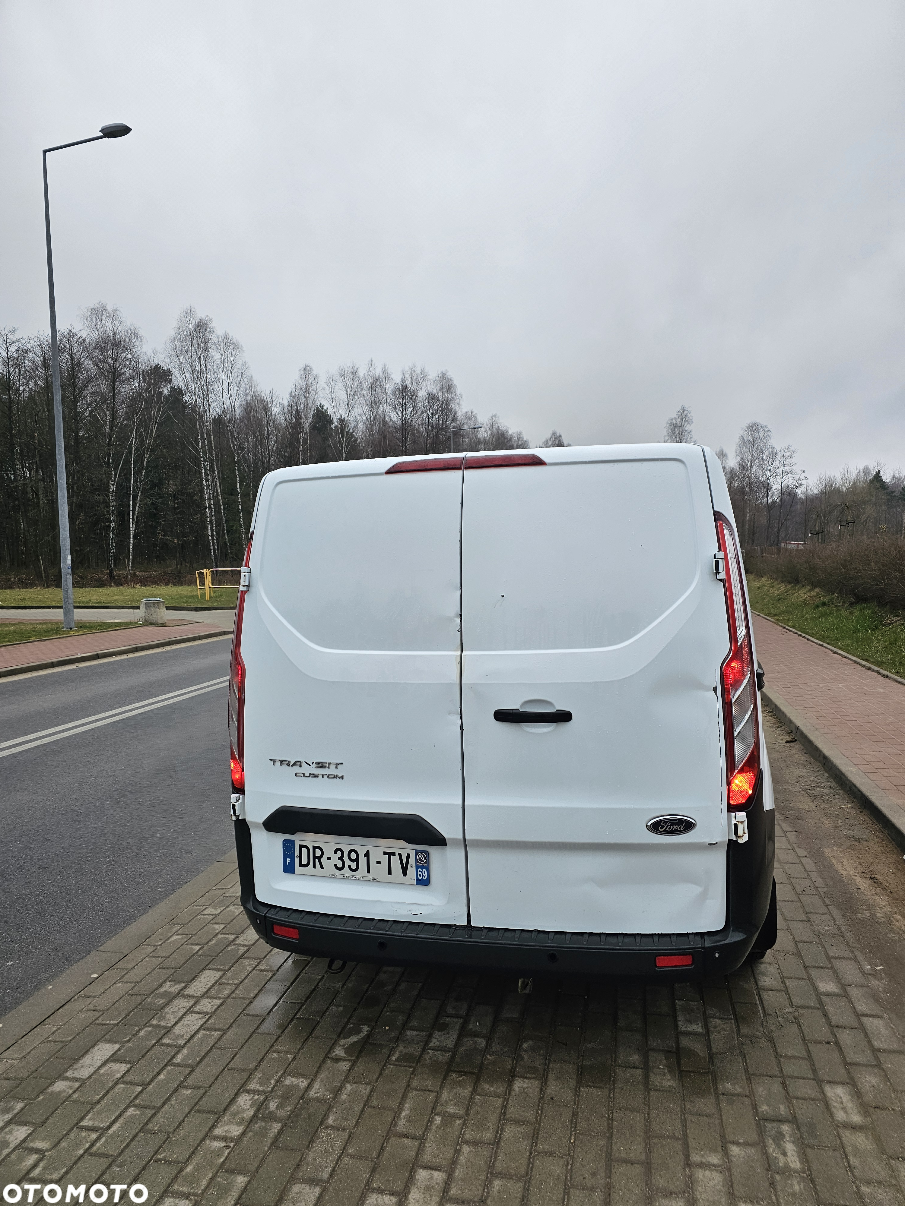 Ford Transit Custom - 11