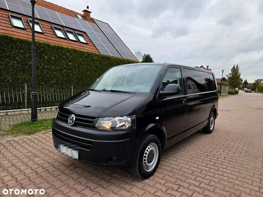 Volkswagen Transporter - 1