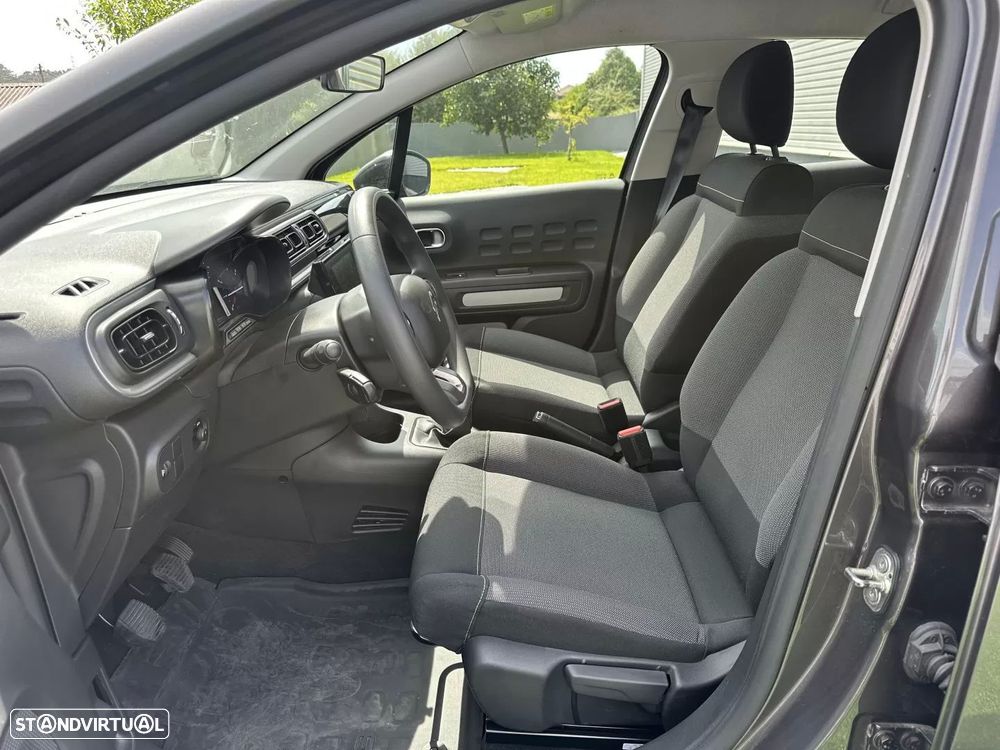 Citroën C3 1.2 PureTech Shine - 24