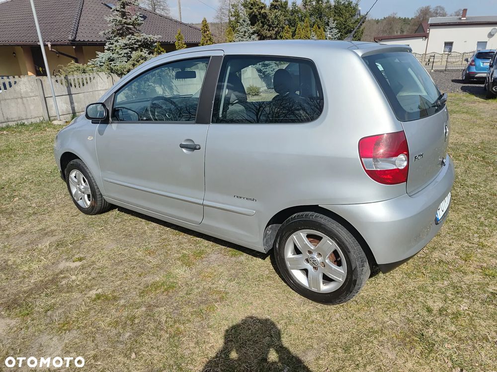 Volkswagen Fox 1.4 Style - 8
