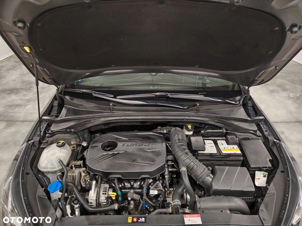 Kia ProCeed 1.6 T-GDI GT DCT - 38