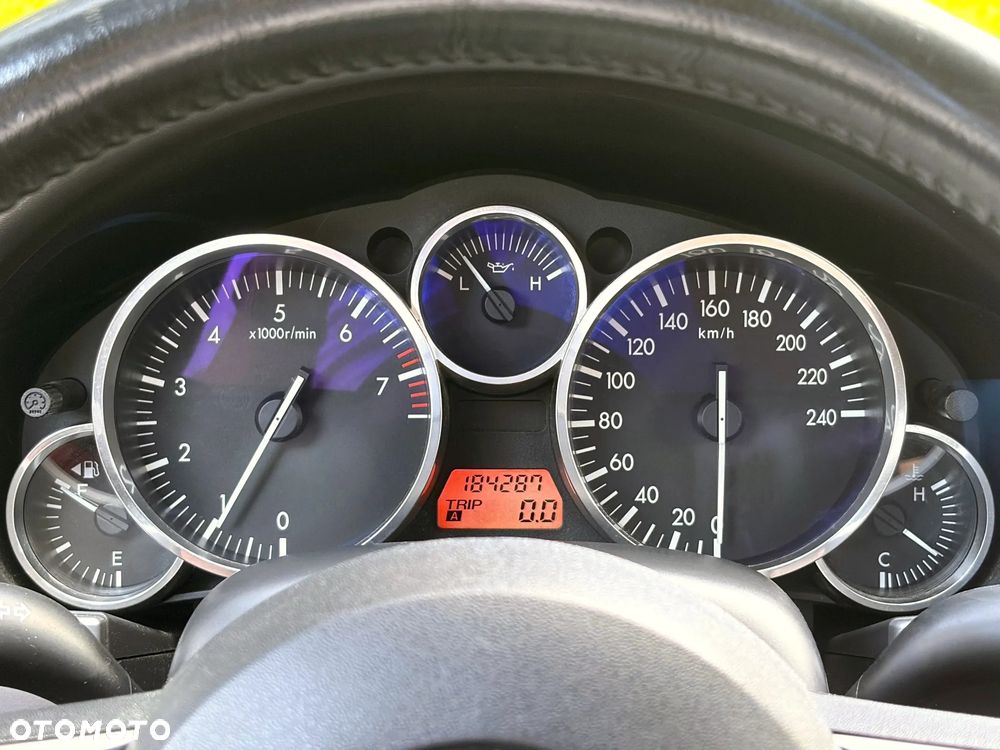 Mazda MX-5 2.0 MZR 3rd Generation - 8