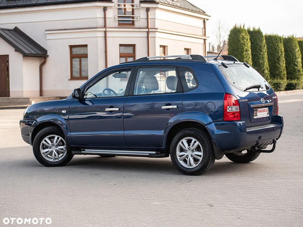 Hyundai Tucson 2.0 2WD GLS - 10