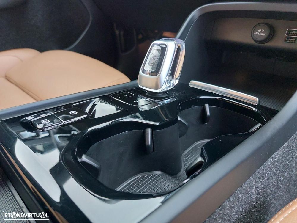 Volvo XC 40 1.5 T5 PHEV Inscription - 43