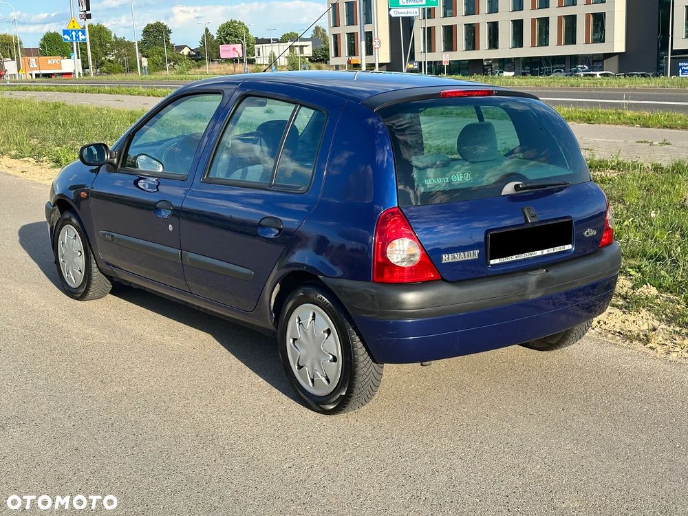 Renault Clio 1.4i RT - 4