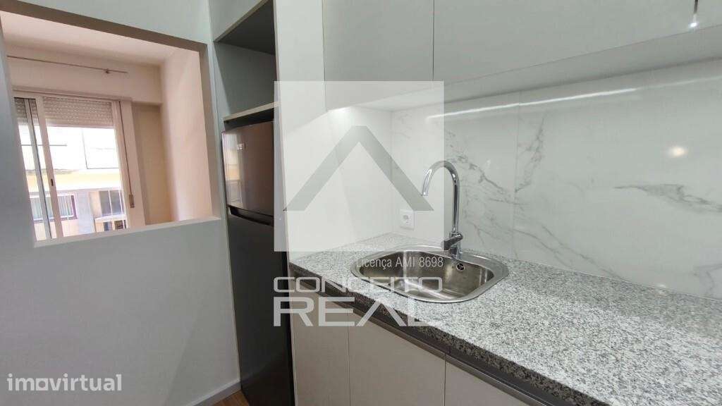 Apartamento T1 - P/ arrendar - Porto - Grande imagem: 3/12