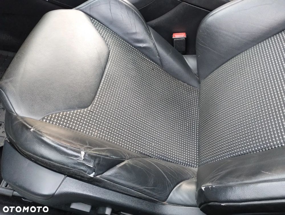 Citroën C5 2.0 HDi Exclusive - 22