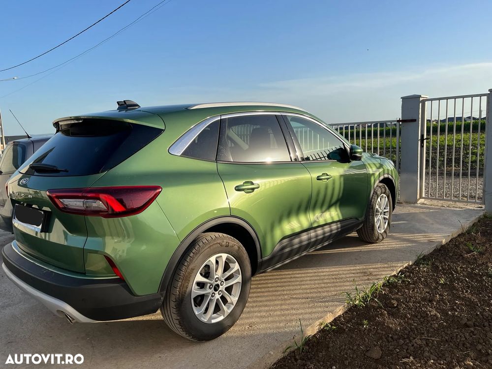 FORD Kuga 2024 — imagine 4