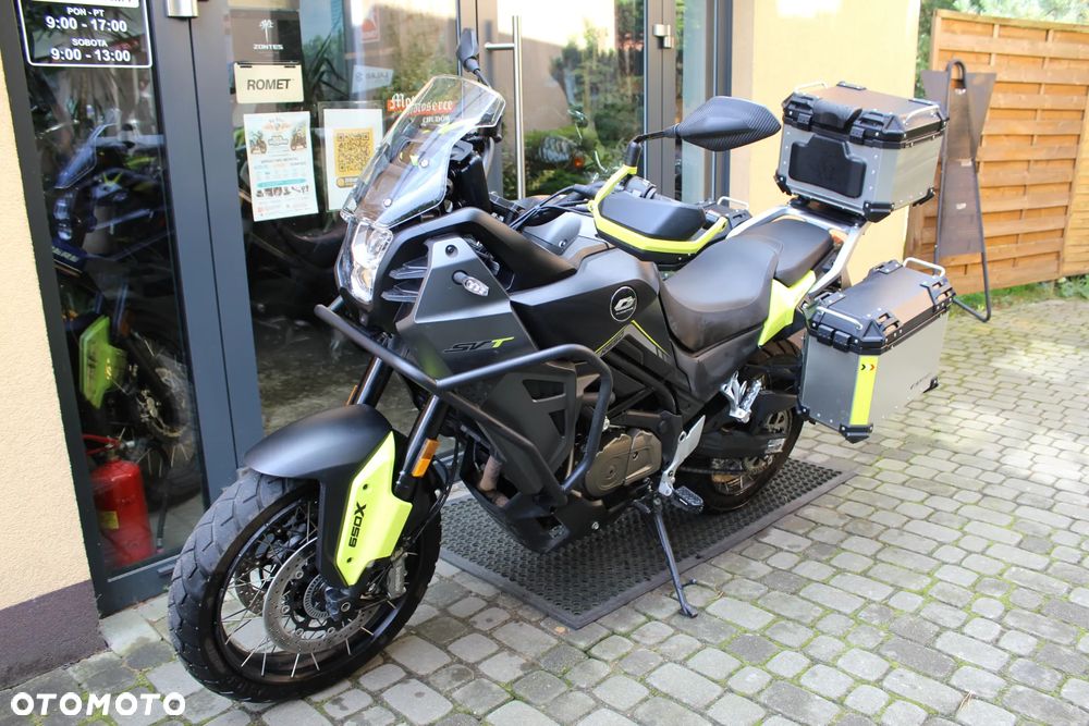 QJMOTOR SVT 650X - 4