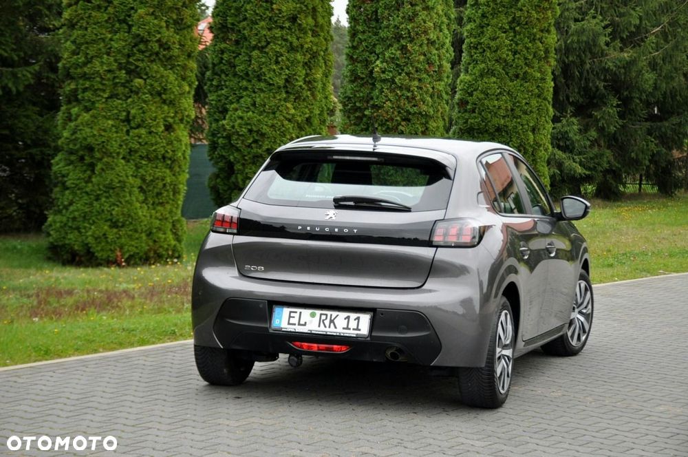 Peugeot 208 - 6
