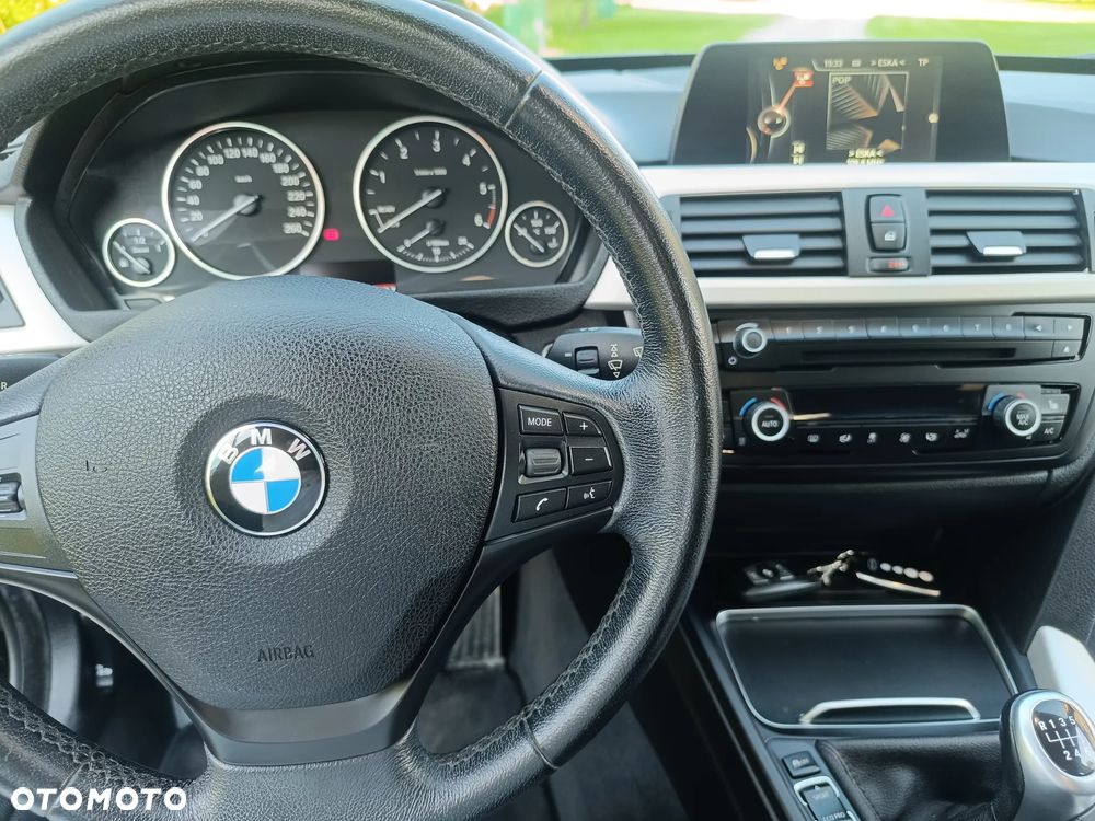 BMW 3GT 318d Advantage - 11